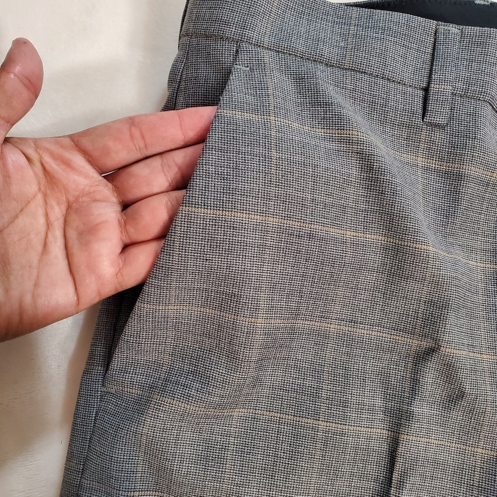 J. Crew Bowery Gray Dress Pants‎ with Classic Fit. New W Tags Size 32x30 - Picture 4 of 16
